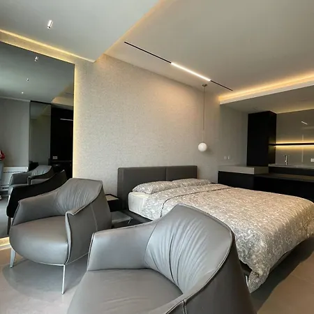 Luxury Aulona * Vlorë