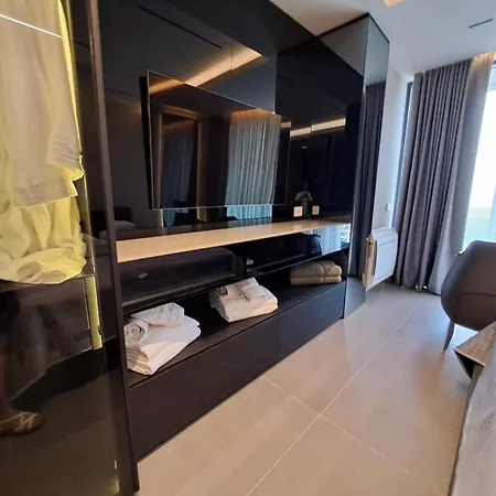 Luxury Aulona Apartamento
